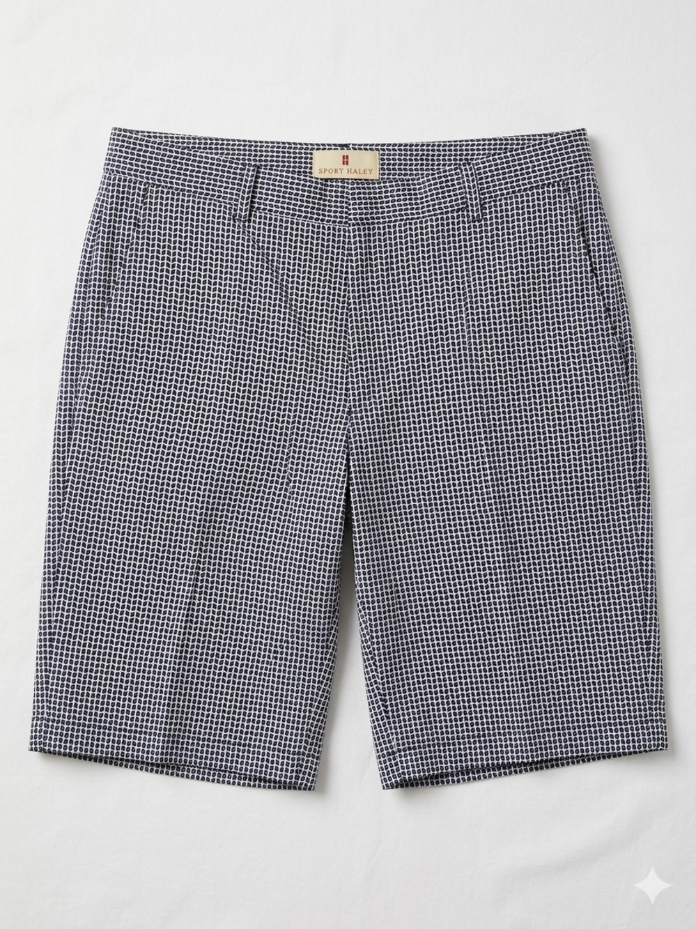 Sport Haley Black & White Geometric Golf Shorts | Size 12
